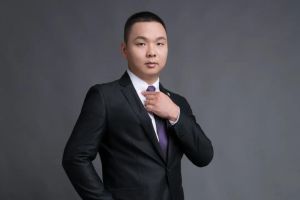 心系公益，善行致远 | 广发在线平台（中国）集团董事长“慈善达人”罗宁弟获官